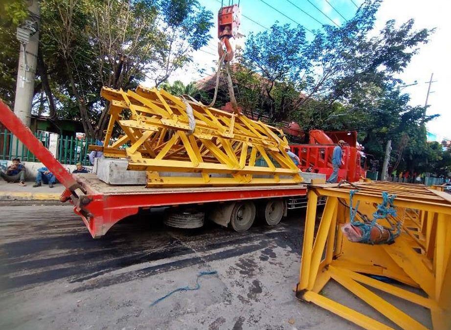 DISMANTLING & HAULING OF TOWER CRANE featured